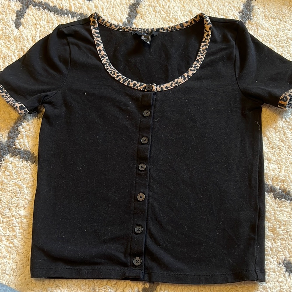 Forever 21 cheetah print shirt